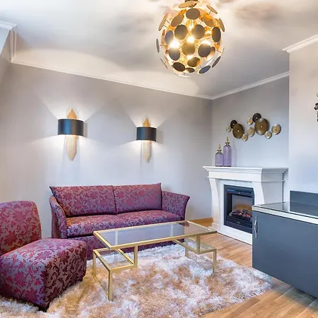 Parkhotel Adler Szálloda