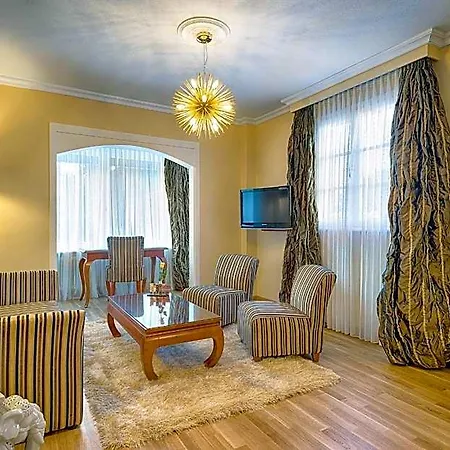 Parkhotel Adler 5*